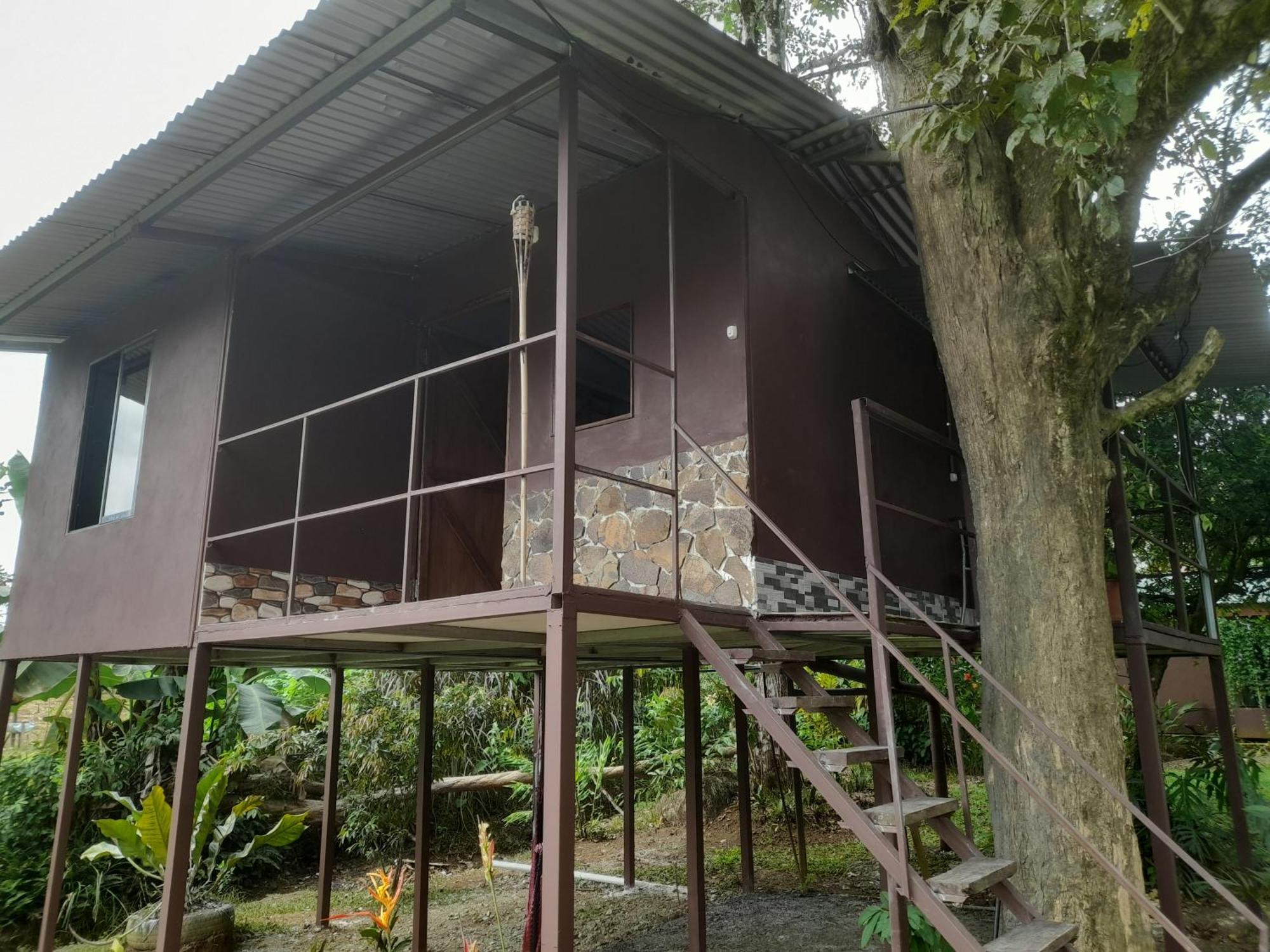 Chava Campsite Rio Celeste